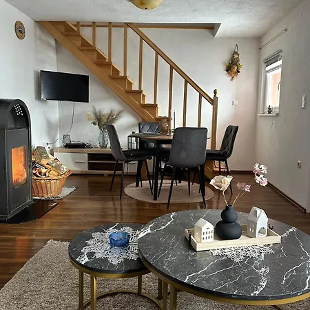 -moon- Ferienhaus Kupres (Canton 10)