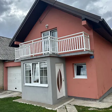 -moon- Kupres (Canton 10)